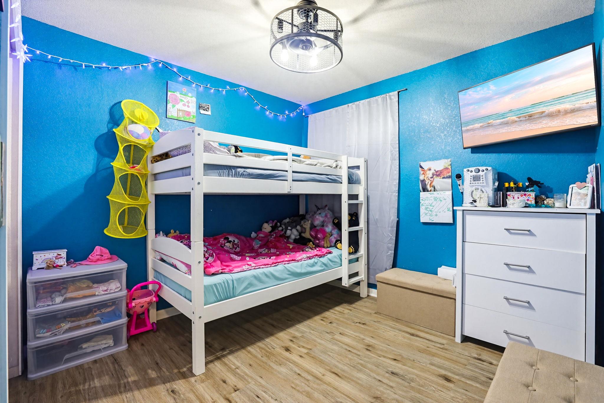 138 Talon Dr, Luling, TX 78648