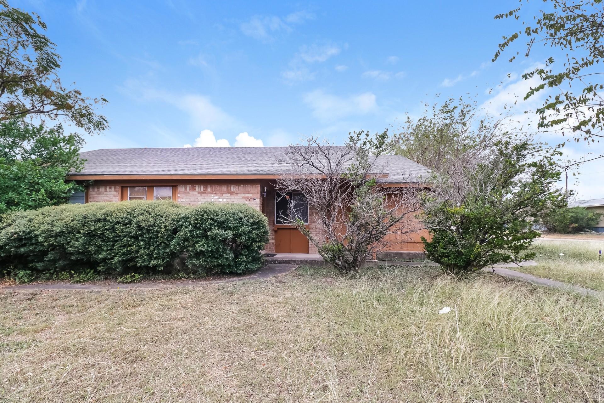 323 W William Cannon Dr # B, Austin, TX 78745