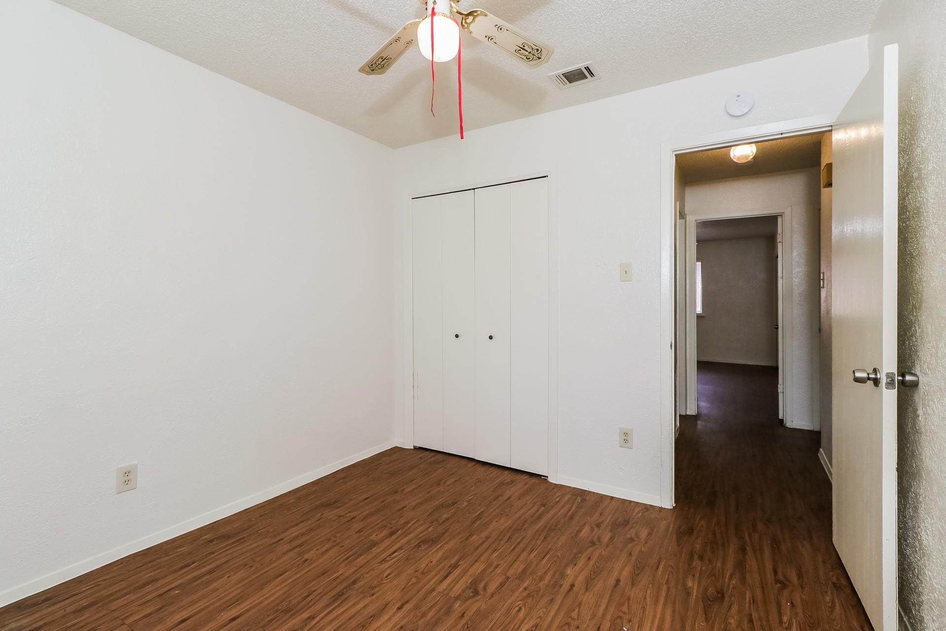 323 W William Cannon Dr # B, Austin, TX 78745