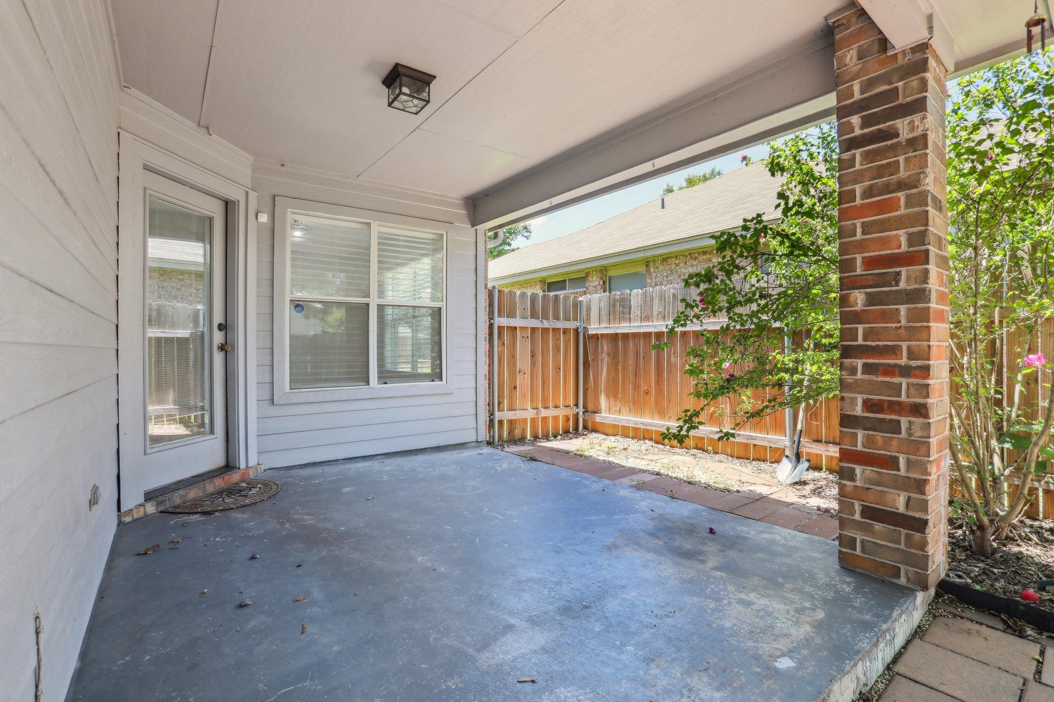 2310 Sycamore Trl, Round Rock, TX 78664