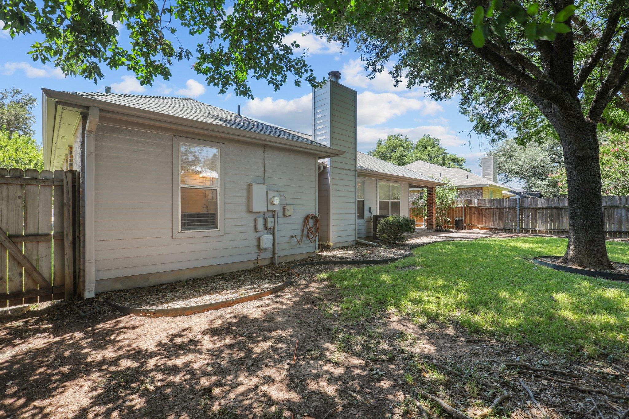 2310 Sycamore Trl, Round Rock, TX 78664