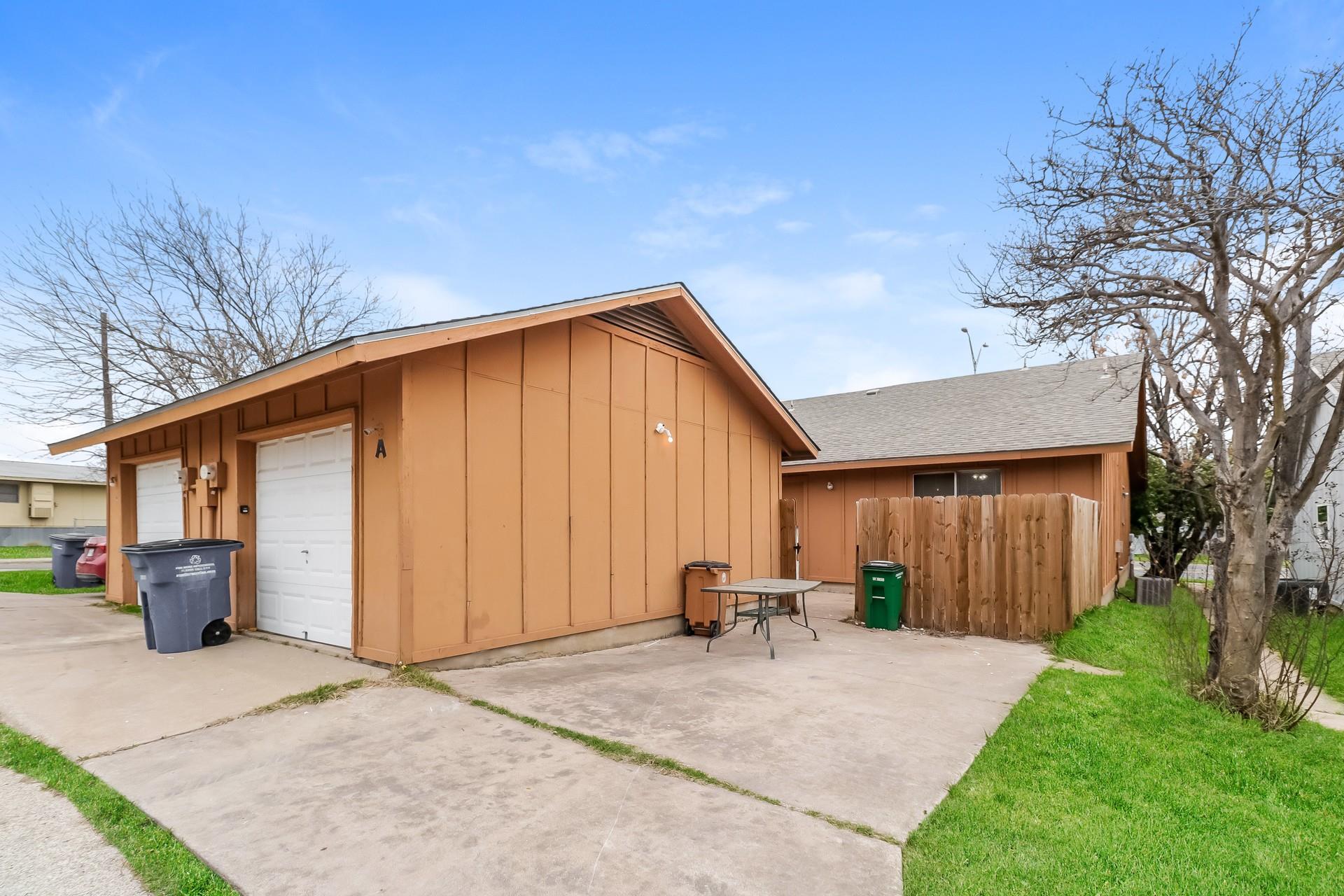 323 W William Cannon Dr # A, Austin, TX 78745