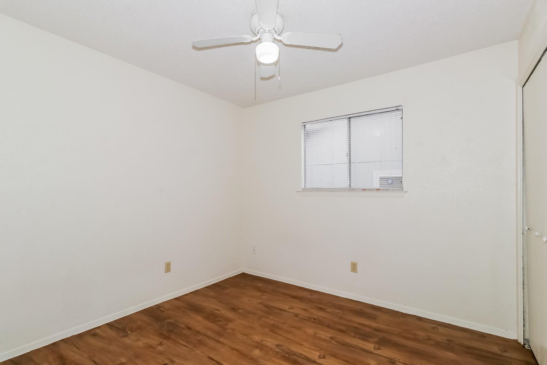 323 W William Cannon Dr # A, Austin, TX 78745