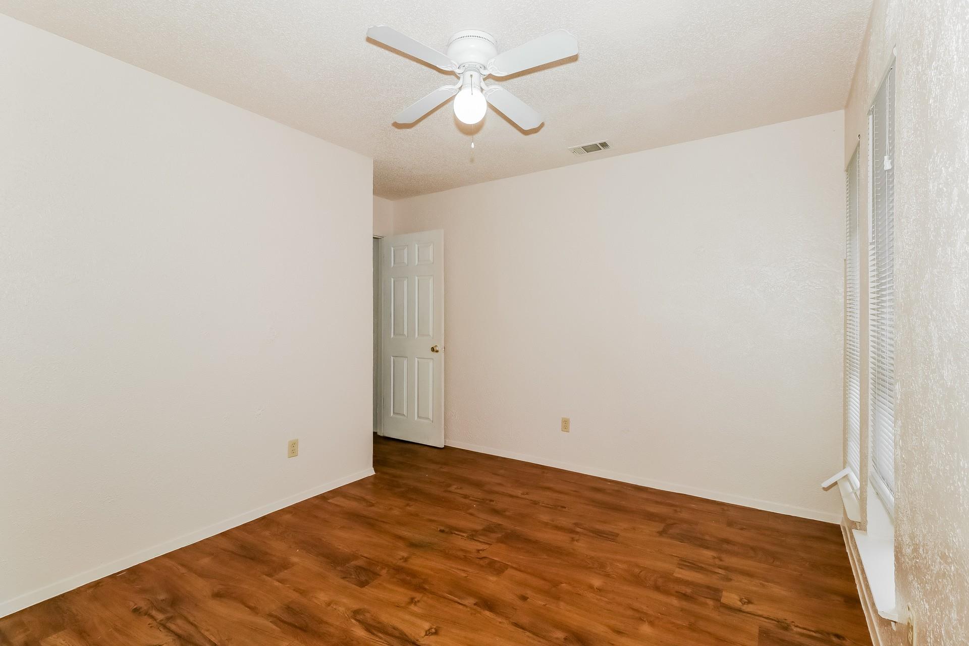 323 W William Cannon Dr # A, Austin, TX 78745