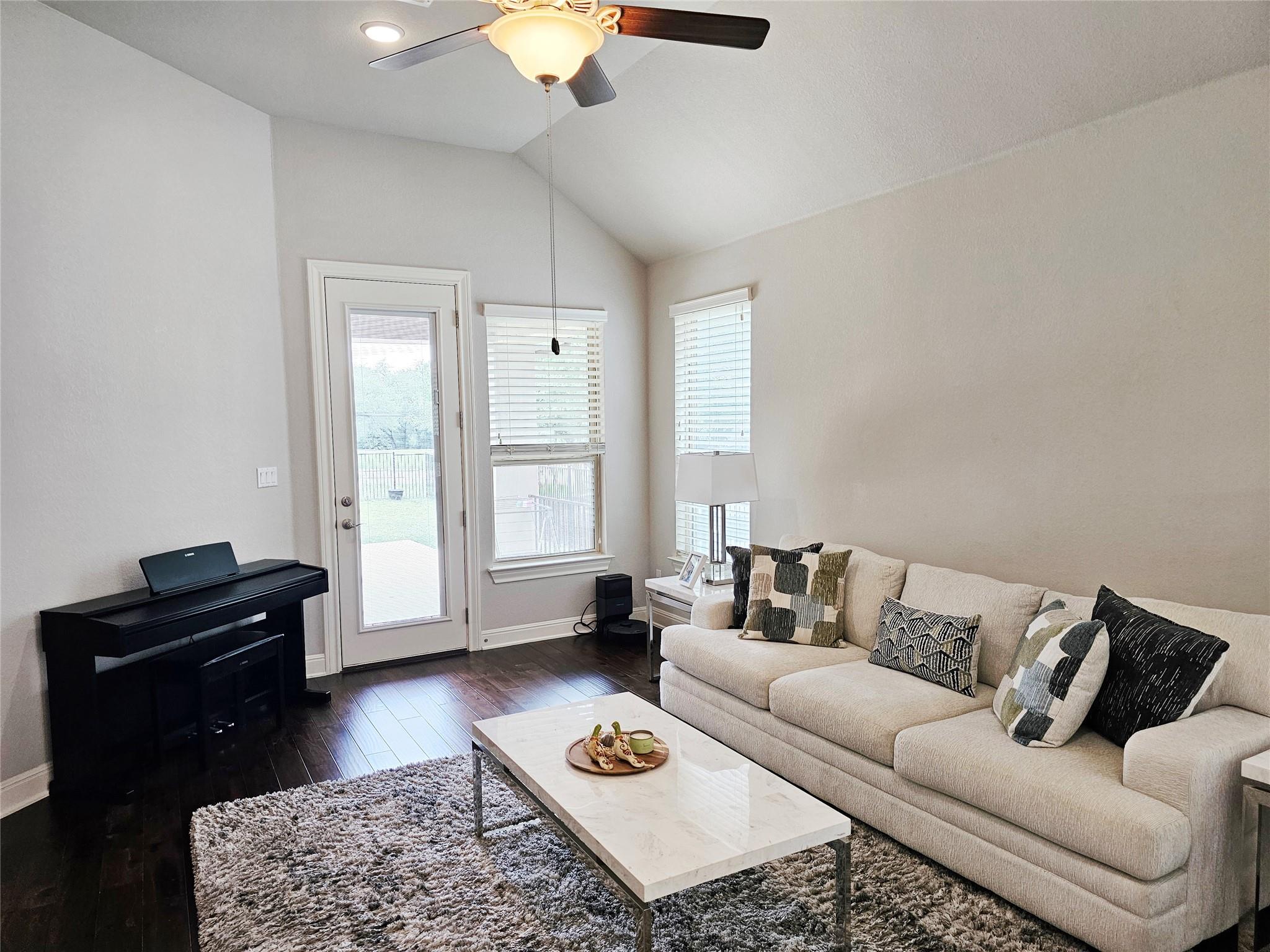 4324 Orange Blossom Pass, Leander, TX 78641