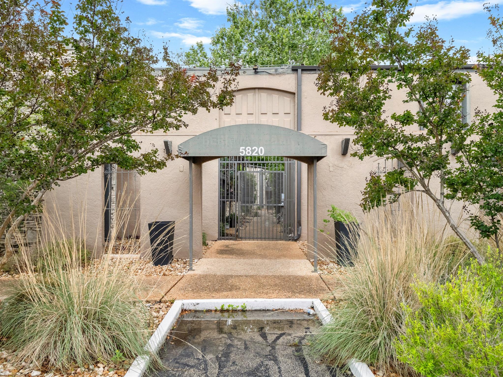 5820 Berkman Dr # 110, Austin, TX 78723