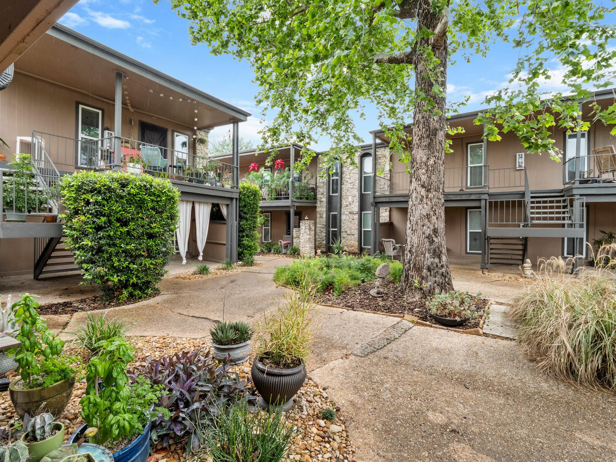 5820 Berkman Dr # 110, Austin, TX 78723