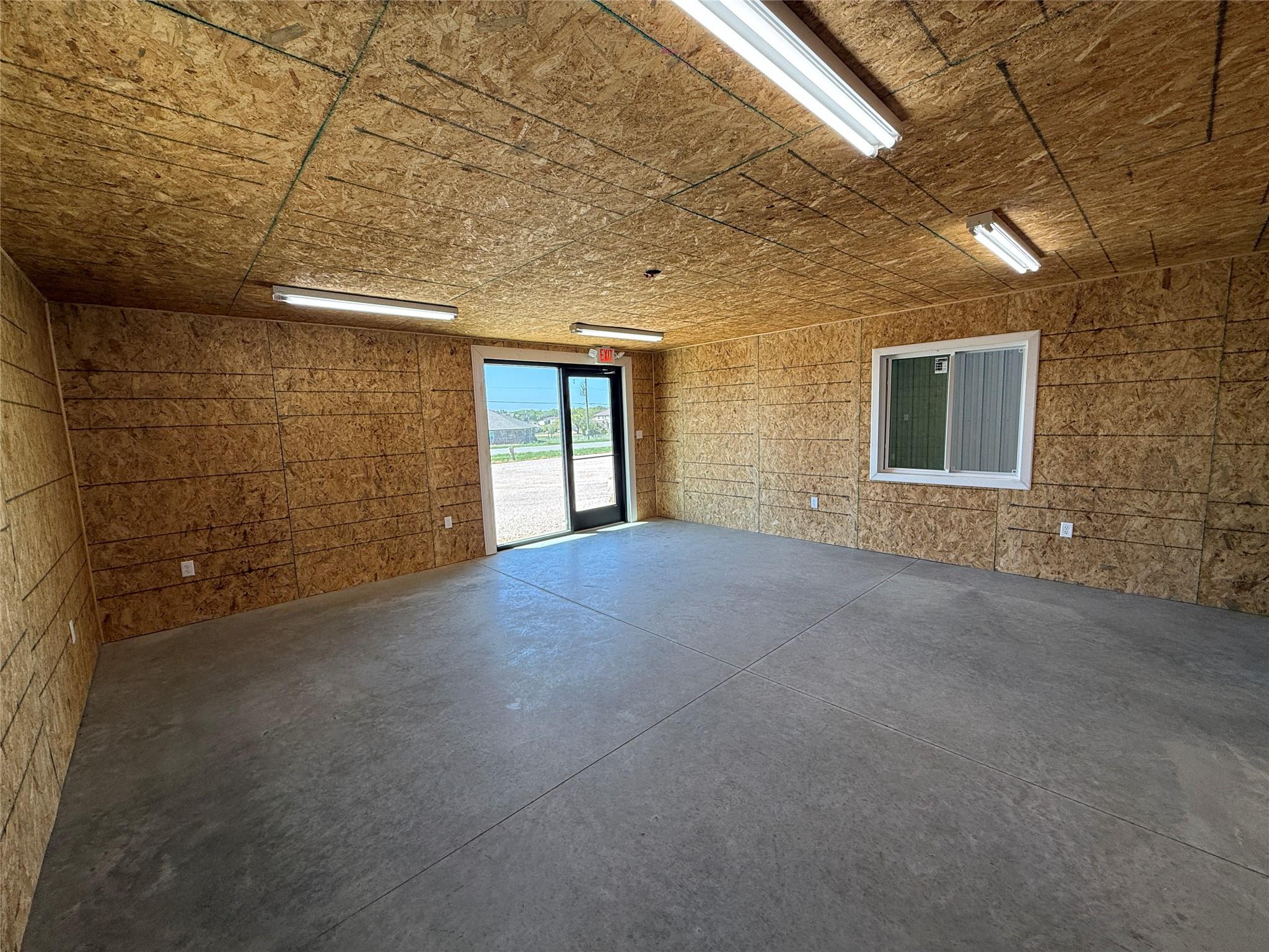 6316 FM 2484 # B, Salado, TX 76571