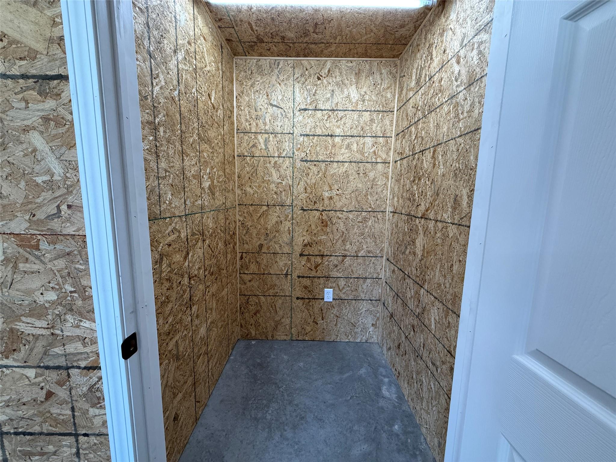 6316 FM 2484 # B, Salado, TX 76571