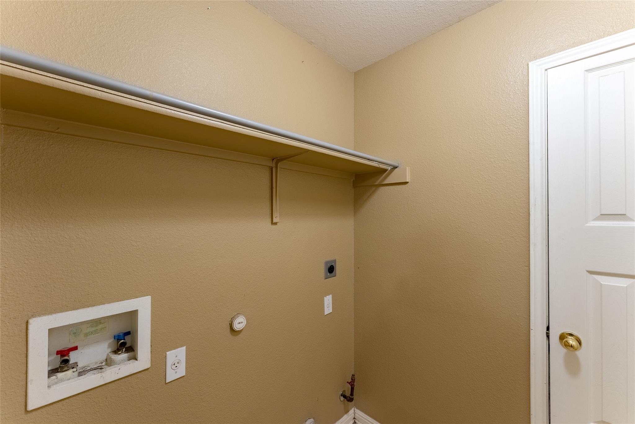 109 Granite Shoals Dr, Kyle, TX 78640