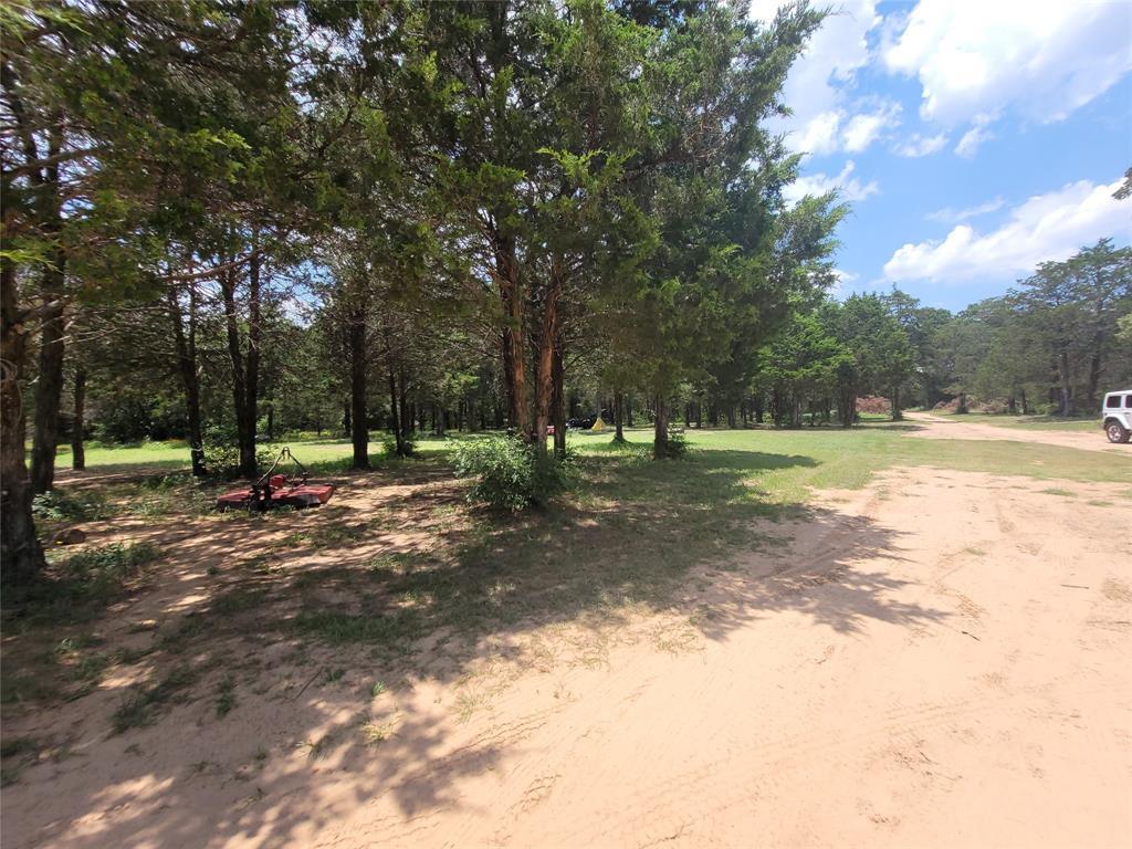 566 Herron Trl, McDade, TX 78650