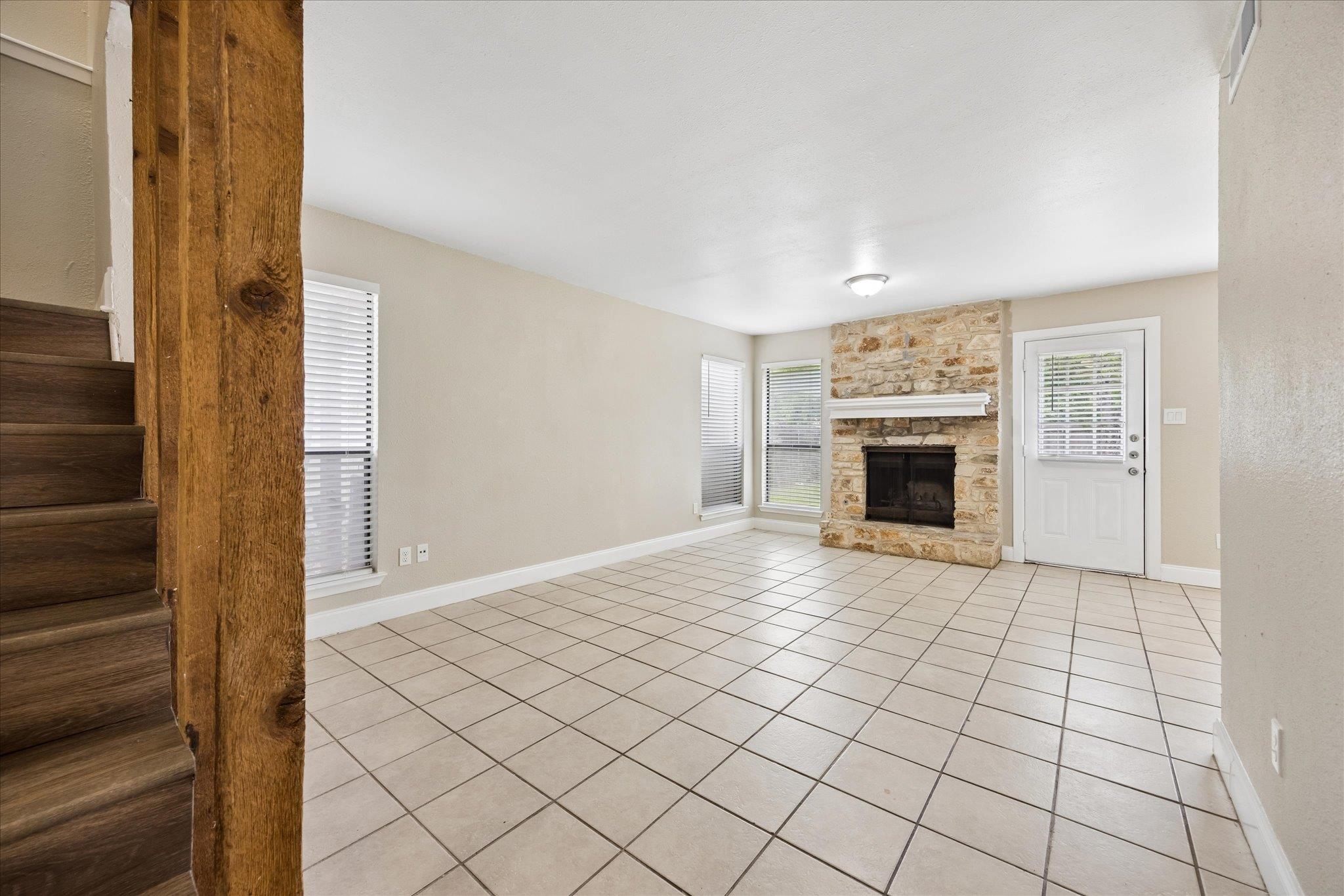 8329 Fathom Cir, Austin, TX 78750