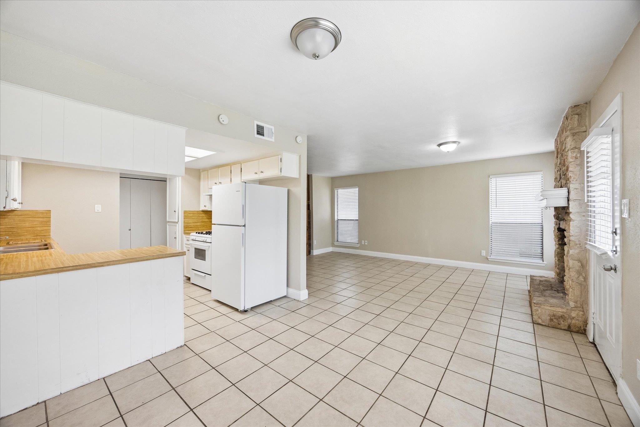 8329 Fathom Cir, Austin, TX 78750