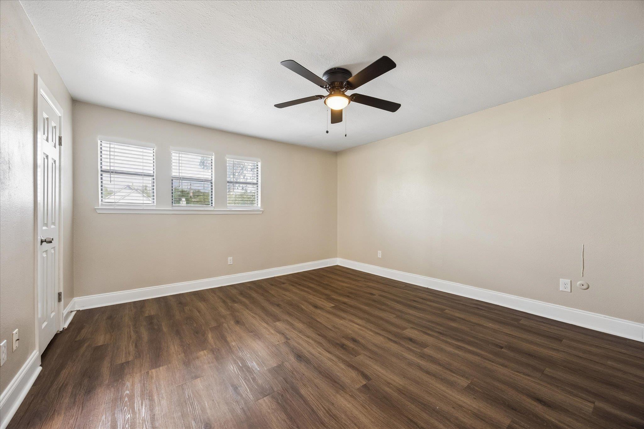 8329 Fathom Cir, Austin, TX 78750