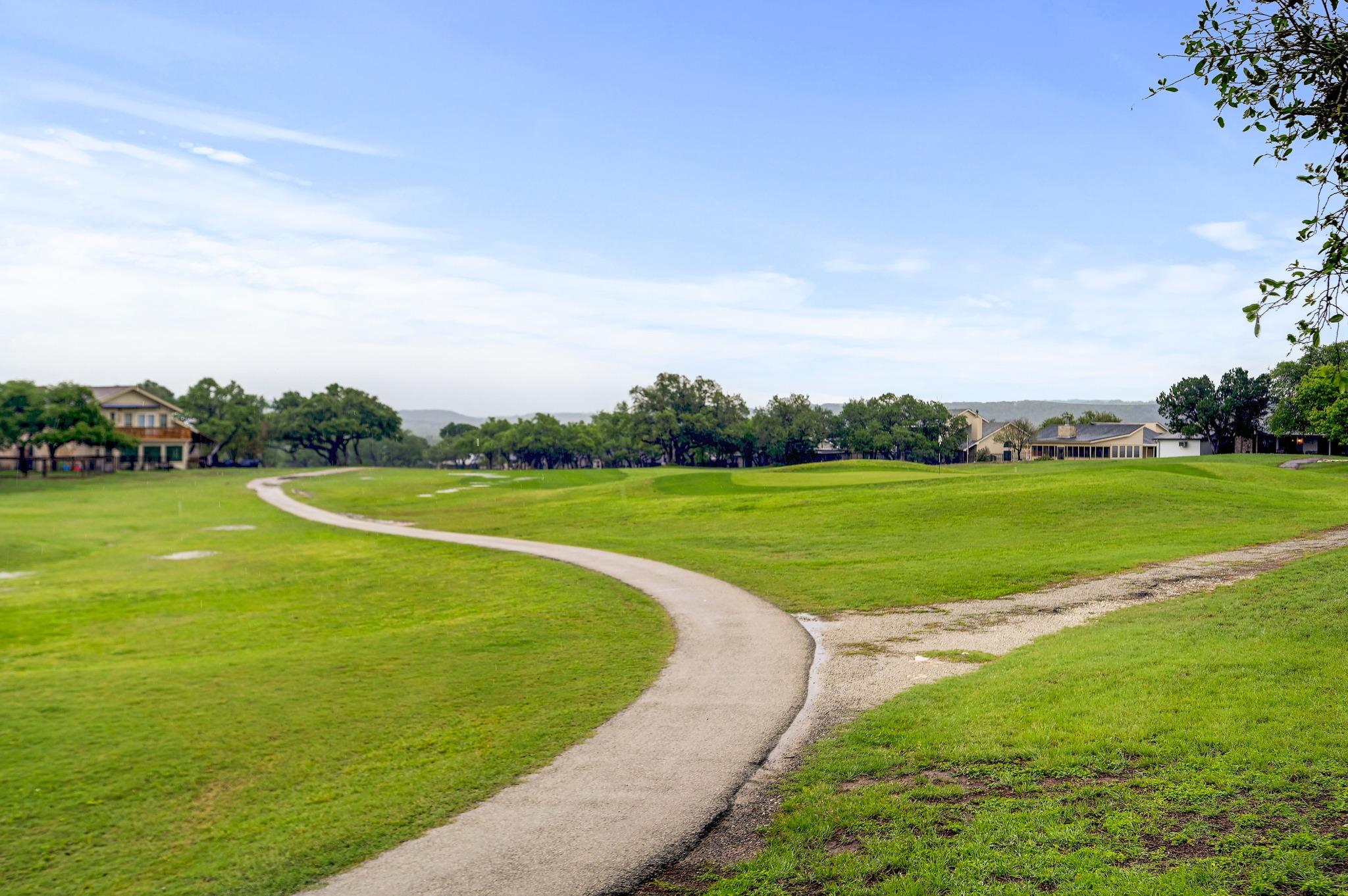 212 Overlook Ct, Wimberley, TX 78676