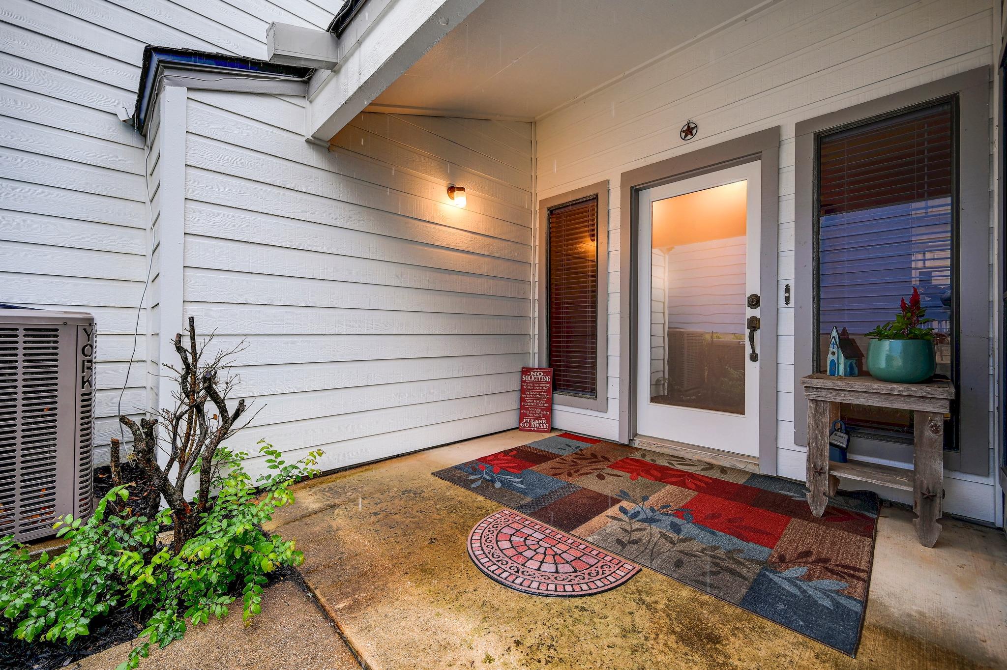 212 Overlook Ct, Wimberley, TX 78676