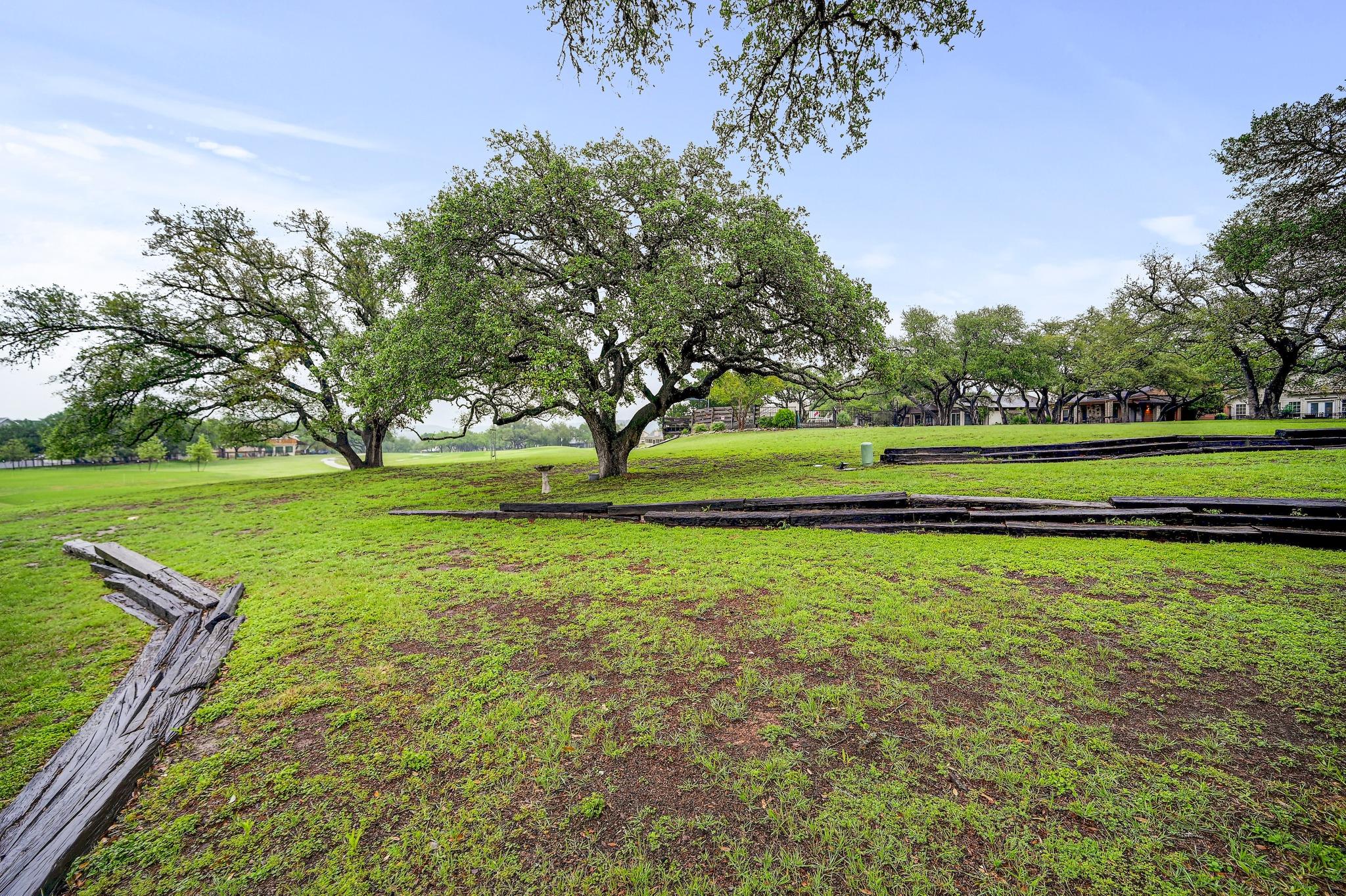 212 Overlook Ct, Wimberley, TX 78676