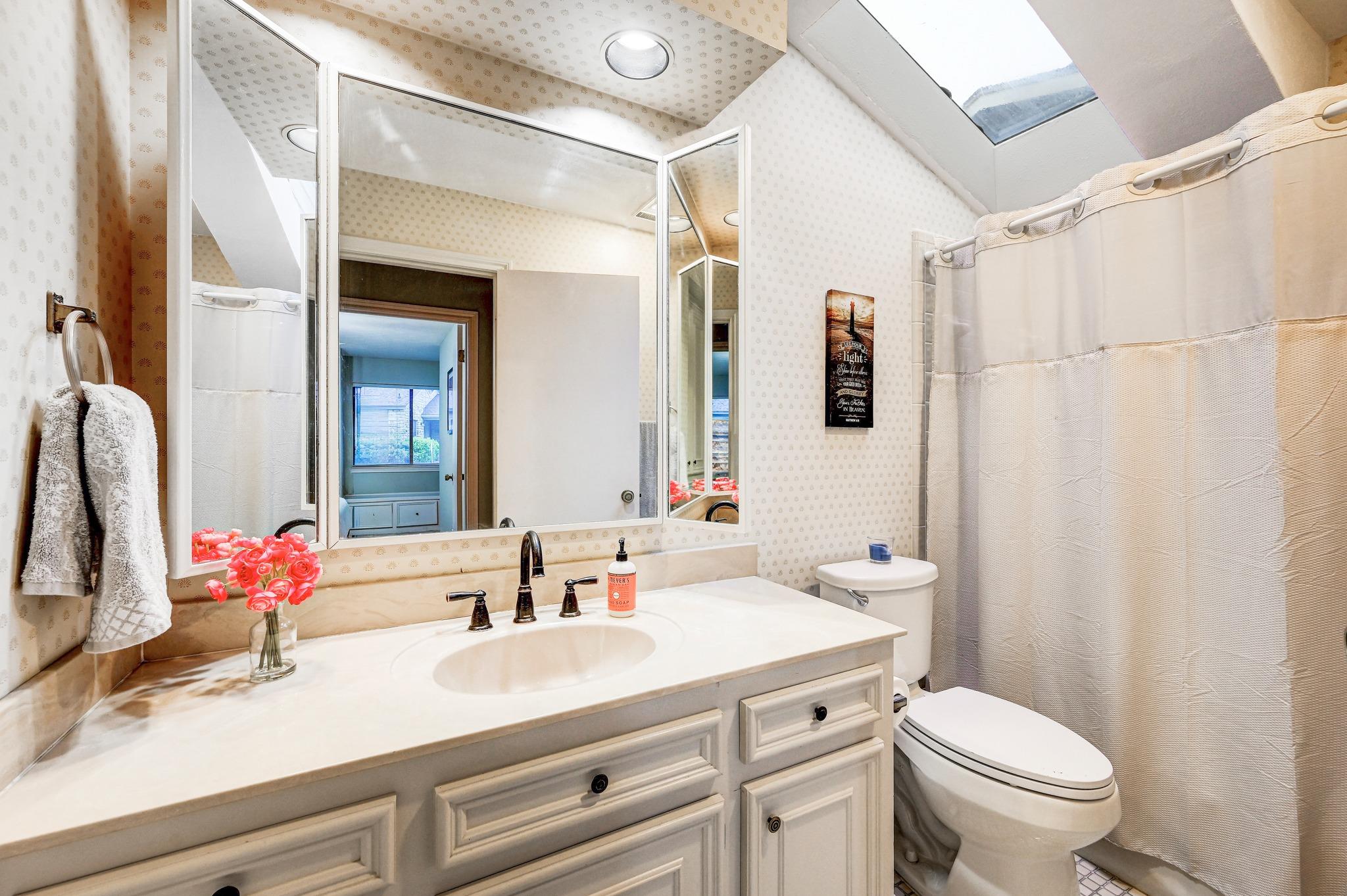 212 Overlook Ct, Wimberley, TX 78676