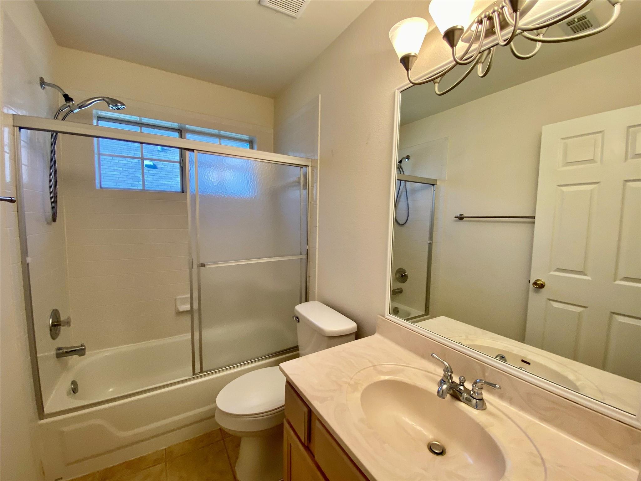 1504 Parkwood Dr, Leander, TX 78641