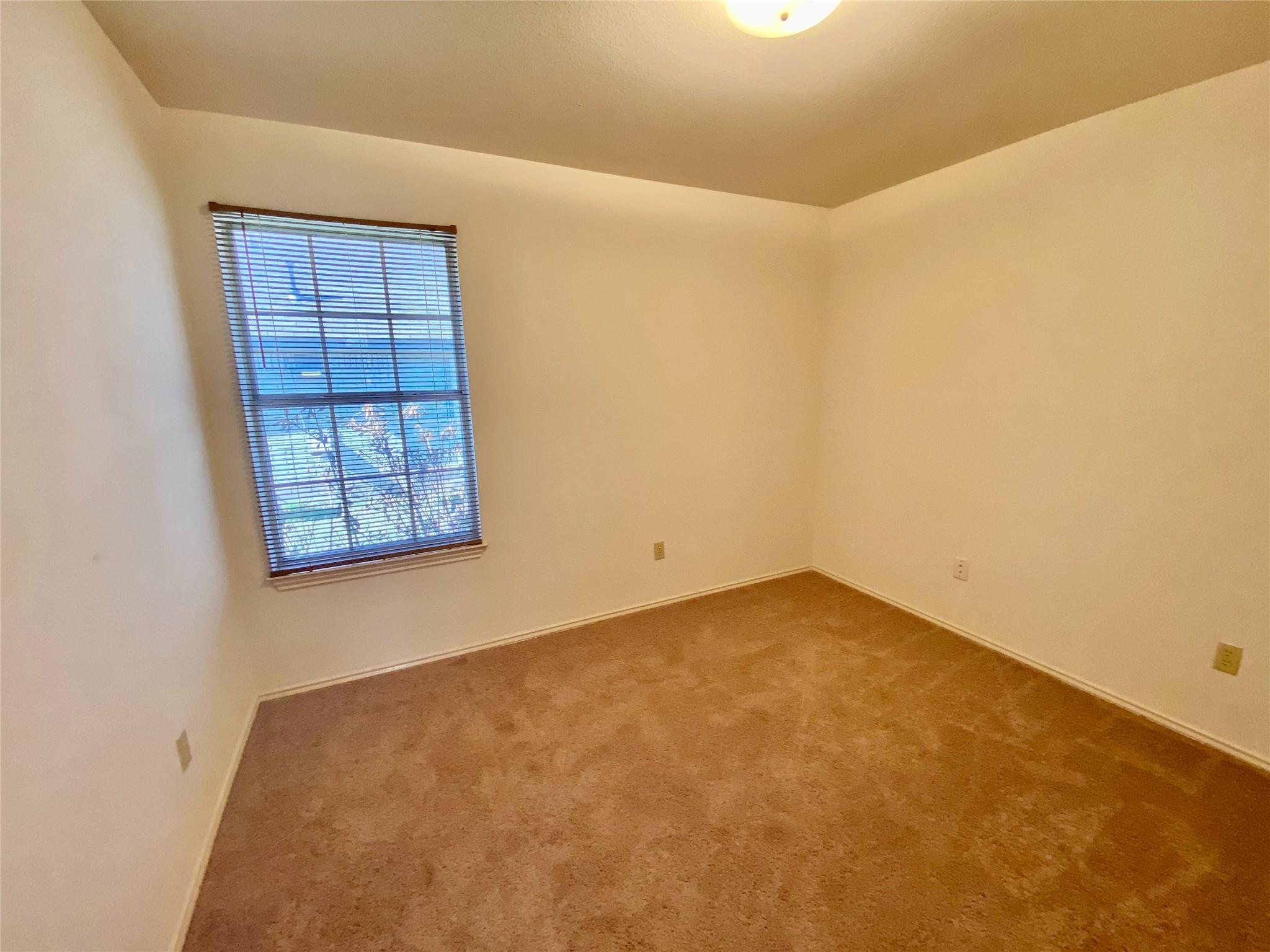 1504 Parkwood Dr, Leander, TX 78641