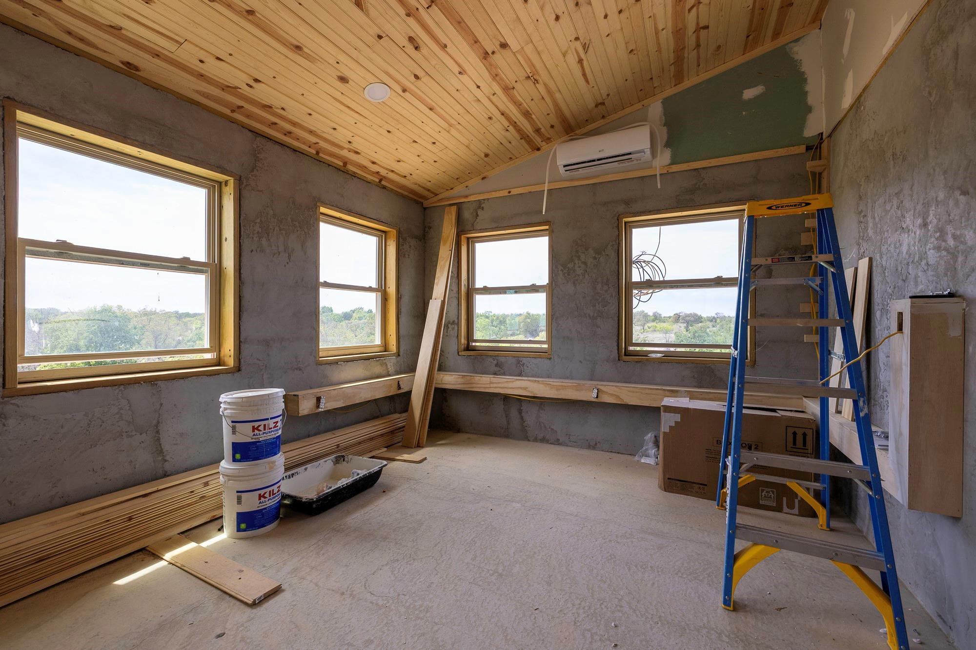 525 Jack Rabbit Cir, Zephyr, TX 76890