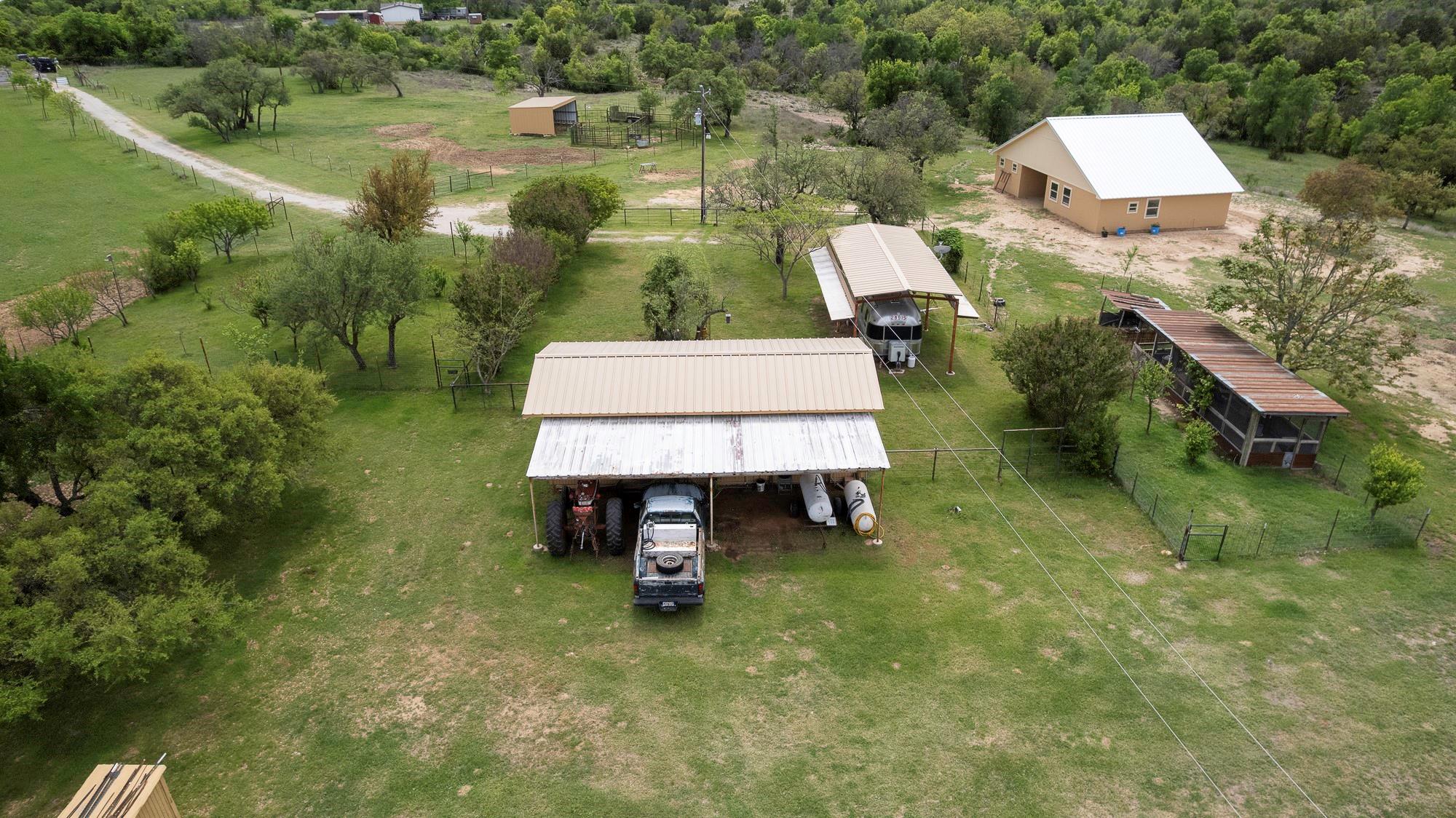 525 Jack Rabbit Cir, Zephyr, TX 76890