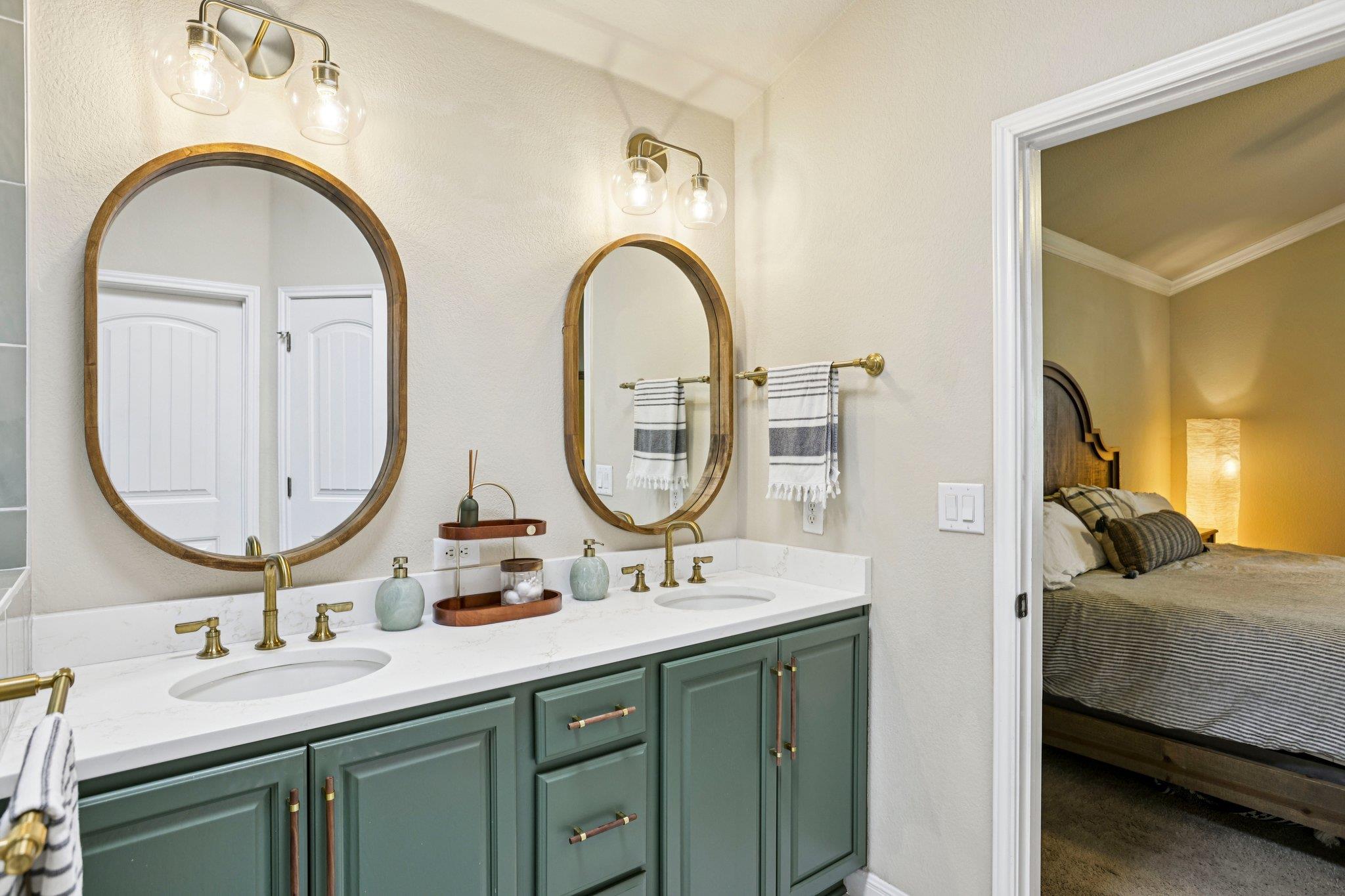 904 Walnut Canyon Blvd, Pflugerville, TX 78660