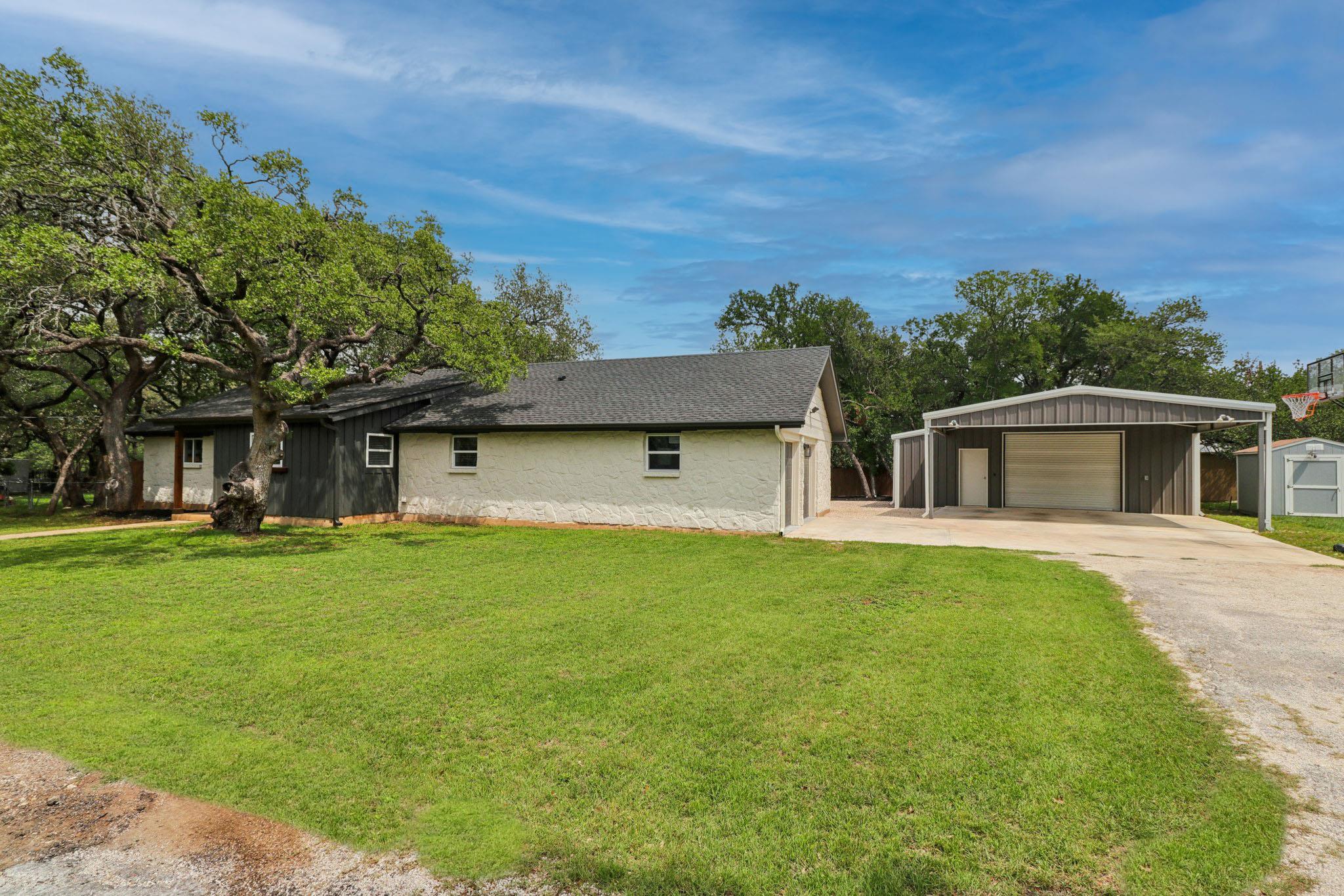 806 Serenada Dr, Georgetown, TX 78628