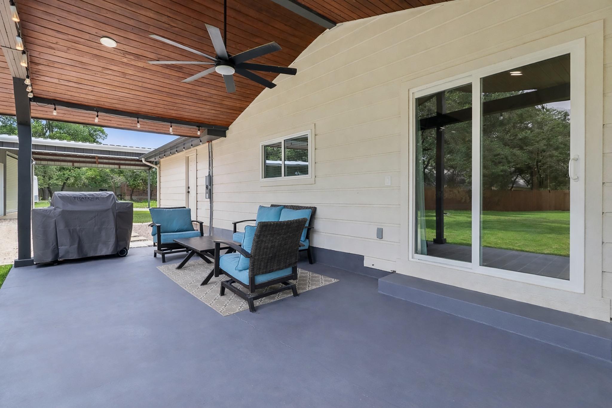 806 Serenada Dr, Georgetown, TX 78628