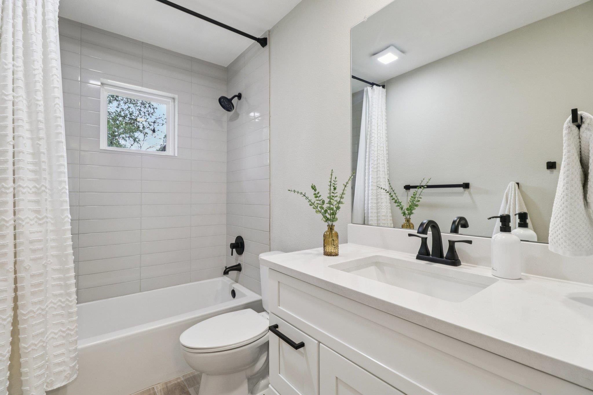 806 Serenada Dr, Georgetown, TX 78628