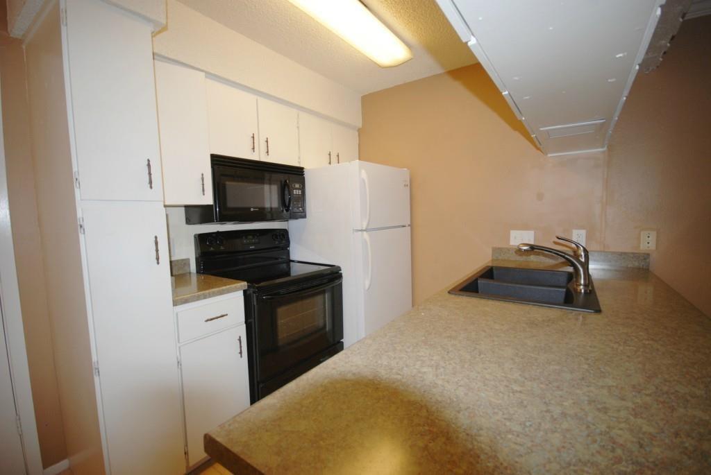 910 Duncan Ln # 11, Austin, TX 78705