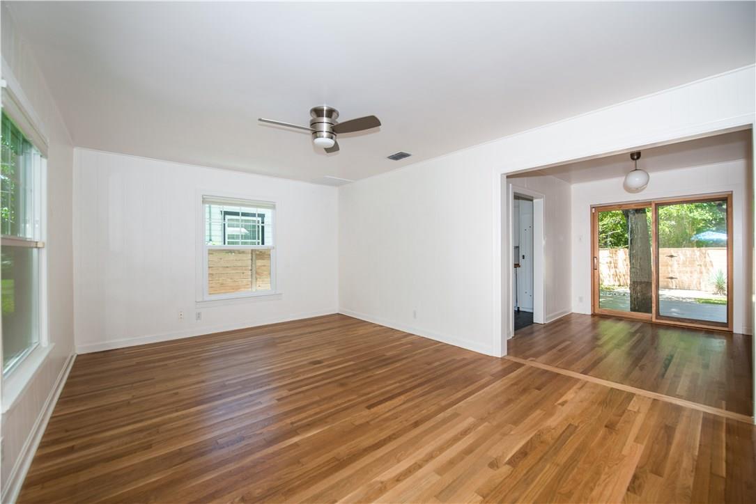 906 E 53RD St, Austin, TX 78751