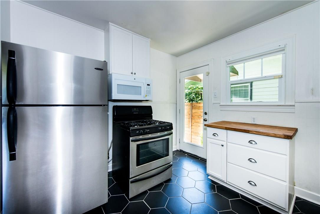 906 E 53RD St, Austin, TX 78751