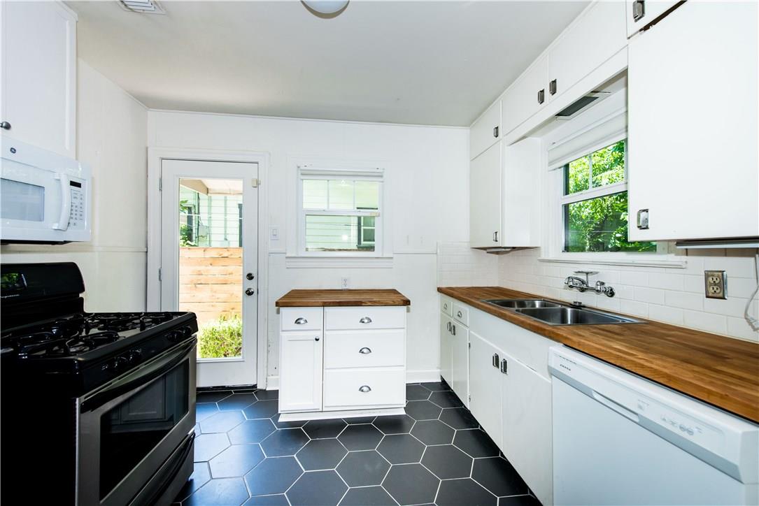 906 E 53RD St, Austin, TX 78751