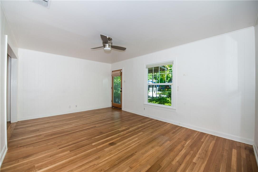 906 E 53RD St, Austin, TX 78751