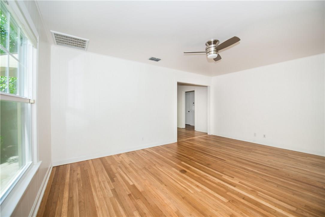 906 E 53RD St, Austin, TX 78751