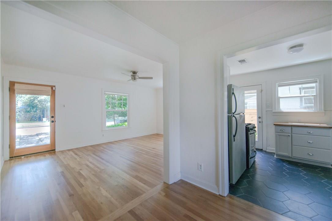 906 E 53RD St, Austin, TX 78751