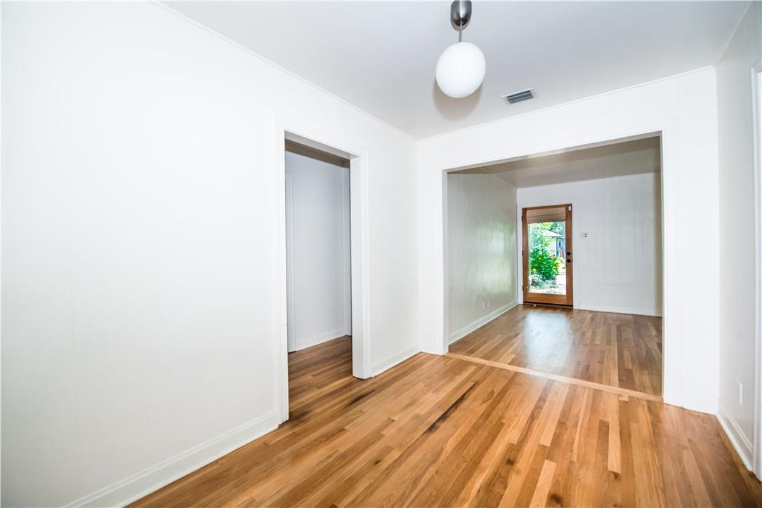 906 E 53RD St, Austin, TX 78751