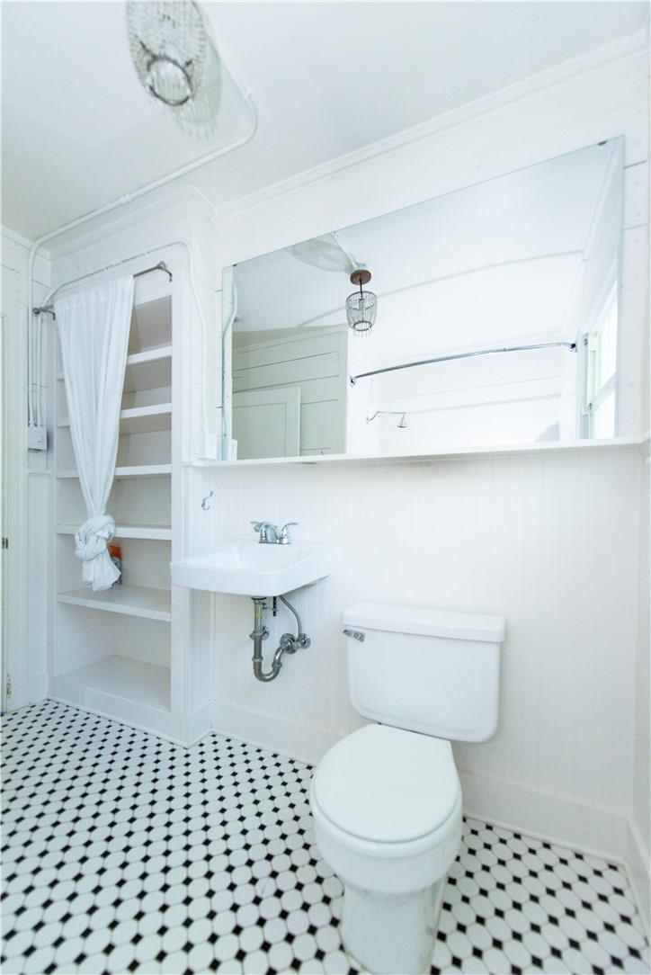 906 E 53RD St, Austin, TX 78751