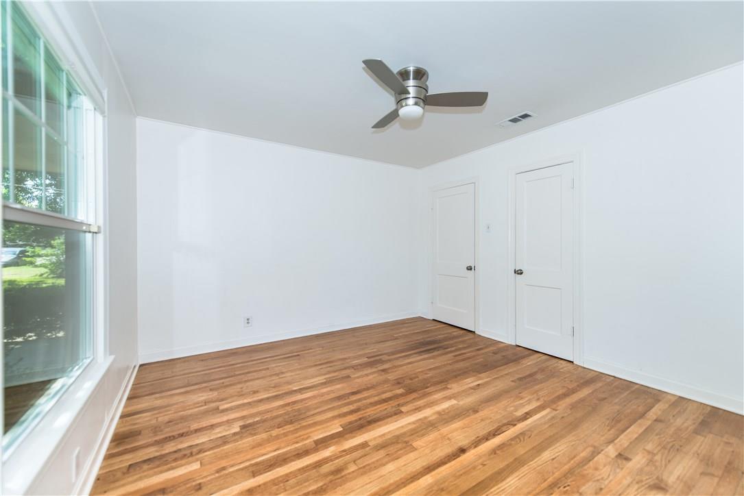 906 E 53RD St, Austin, TX 78751