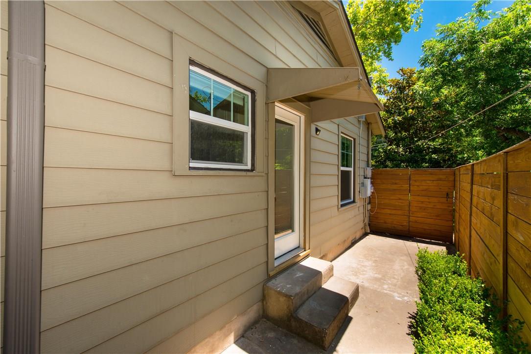 906 E 53RD St, Austin, TX 78751