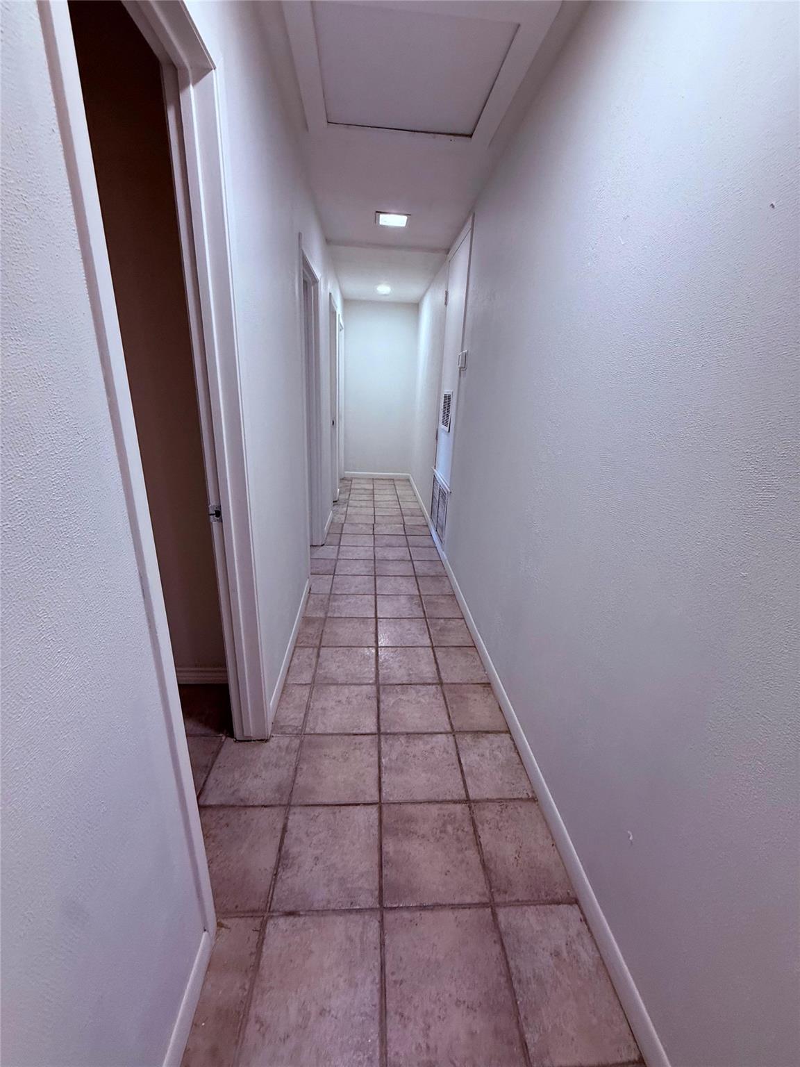 51 Hanging Oak Rd, Dale, TX 78616