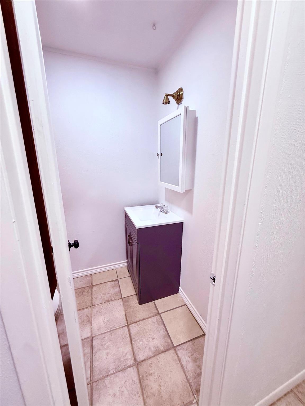 51 Hanging Oak Rd, Dale, TX 78616