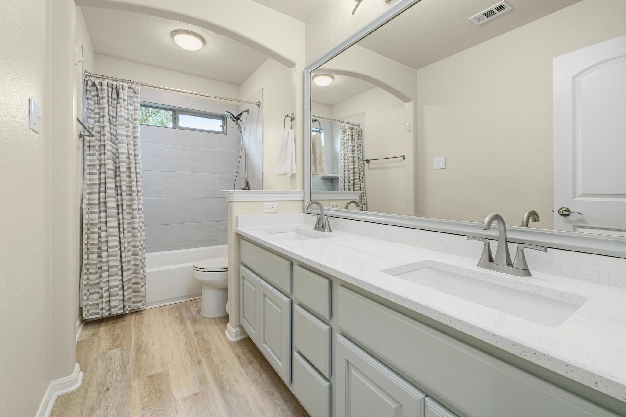 16000 Snowdonia Cv, Bee Cave, TX 78738