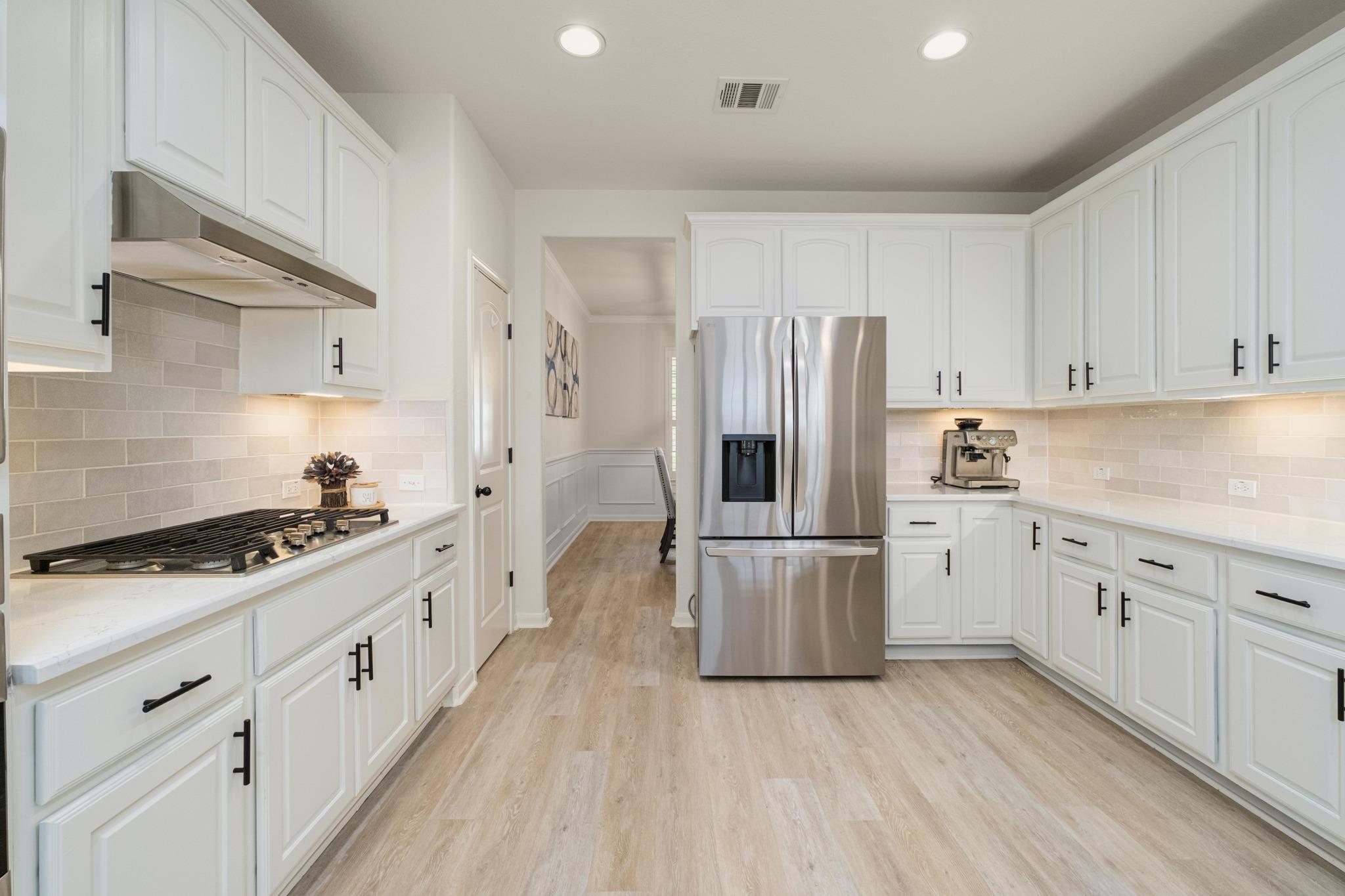 16000 Snowdonia Cv, Bee Cave, TX 78738