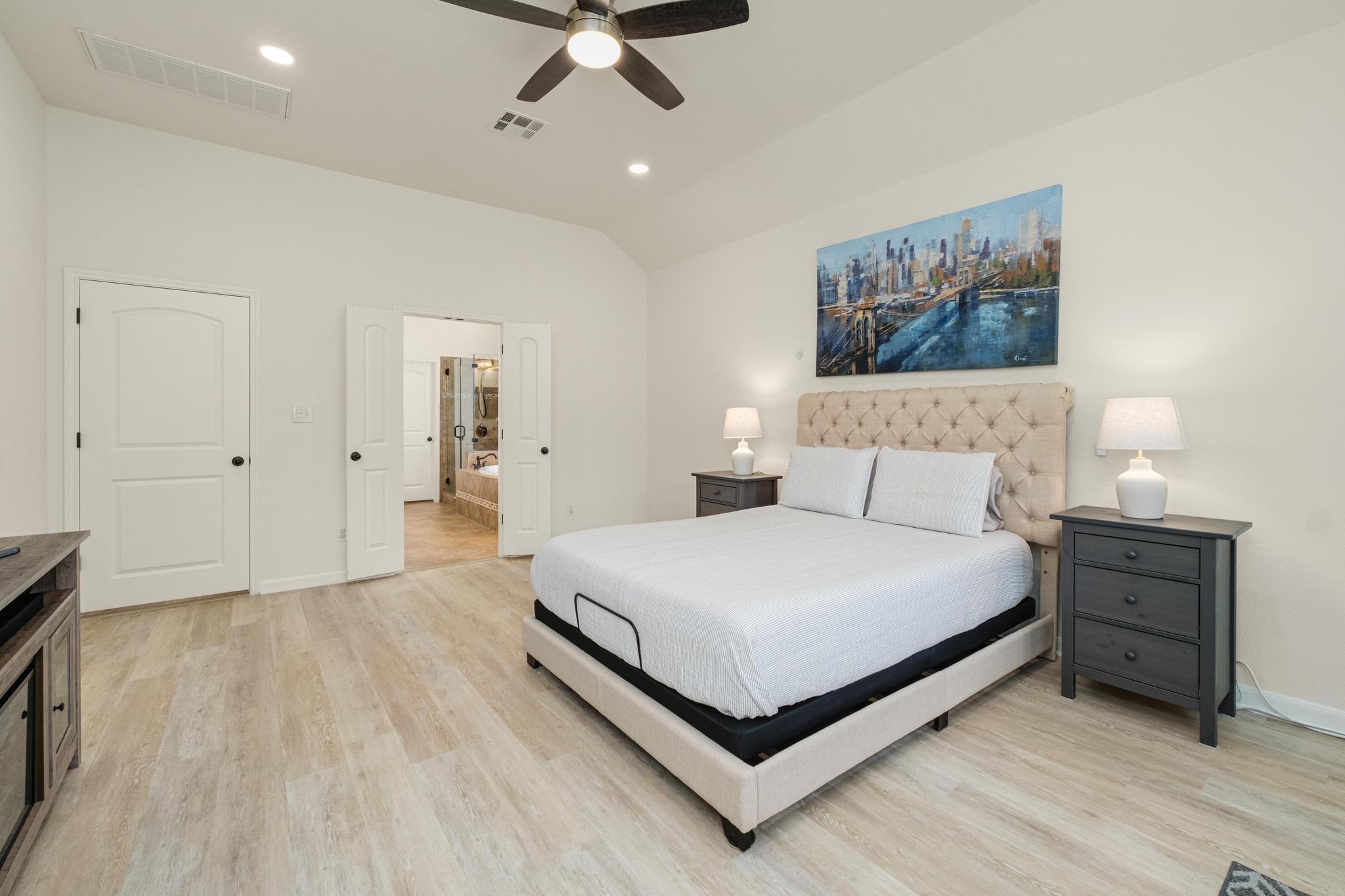 16000 Snowdonia Cv, Bee Cave, TX 78738