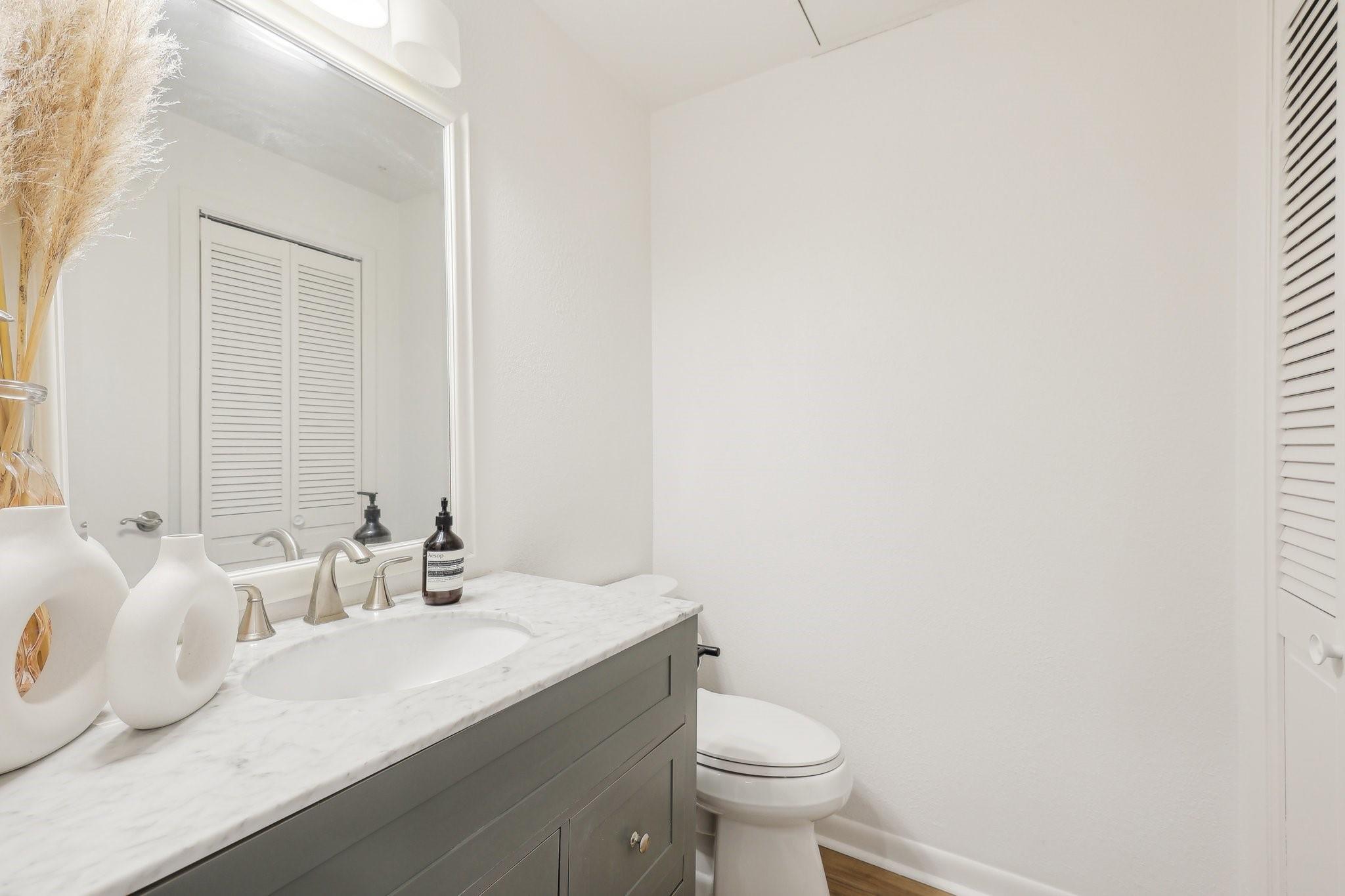 2201 Lakeway Blvd # 10, Lakeway, TX 78734