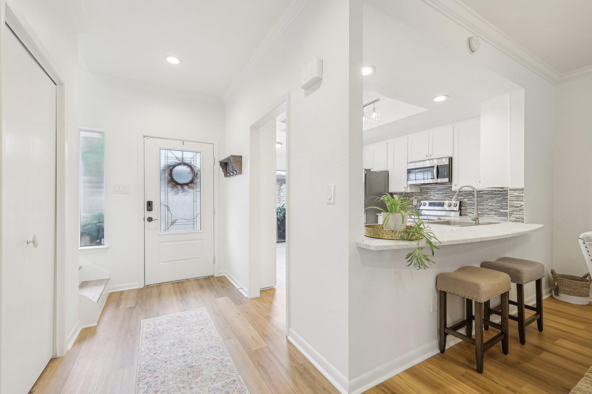 2201 Lakeway Blvd # 10, Lakeway, TX 78734