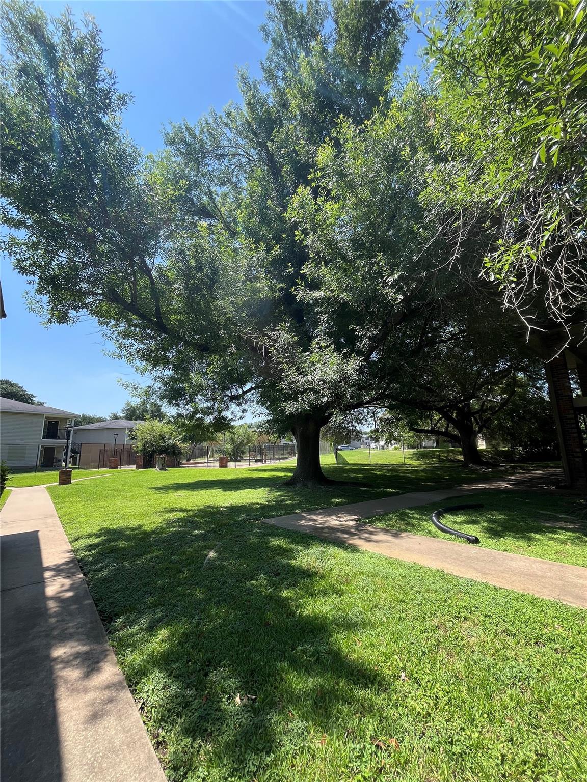 1705 Crossing Pl # 131, Austin, TX 78741