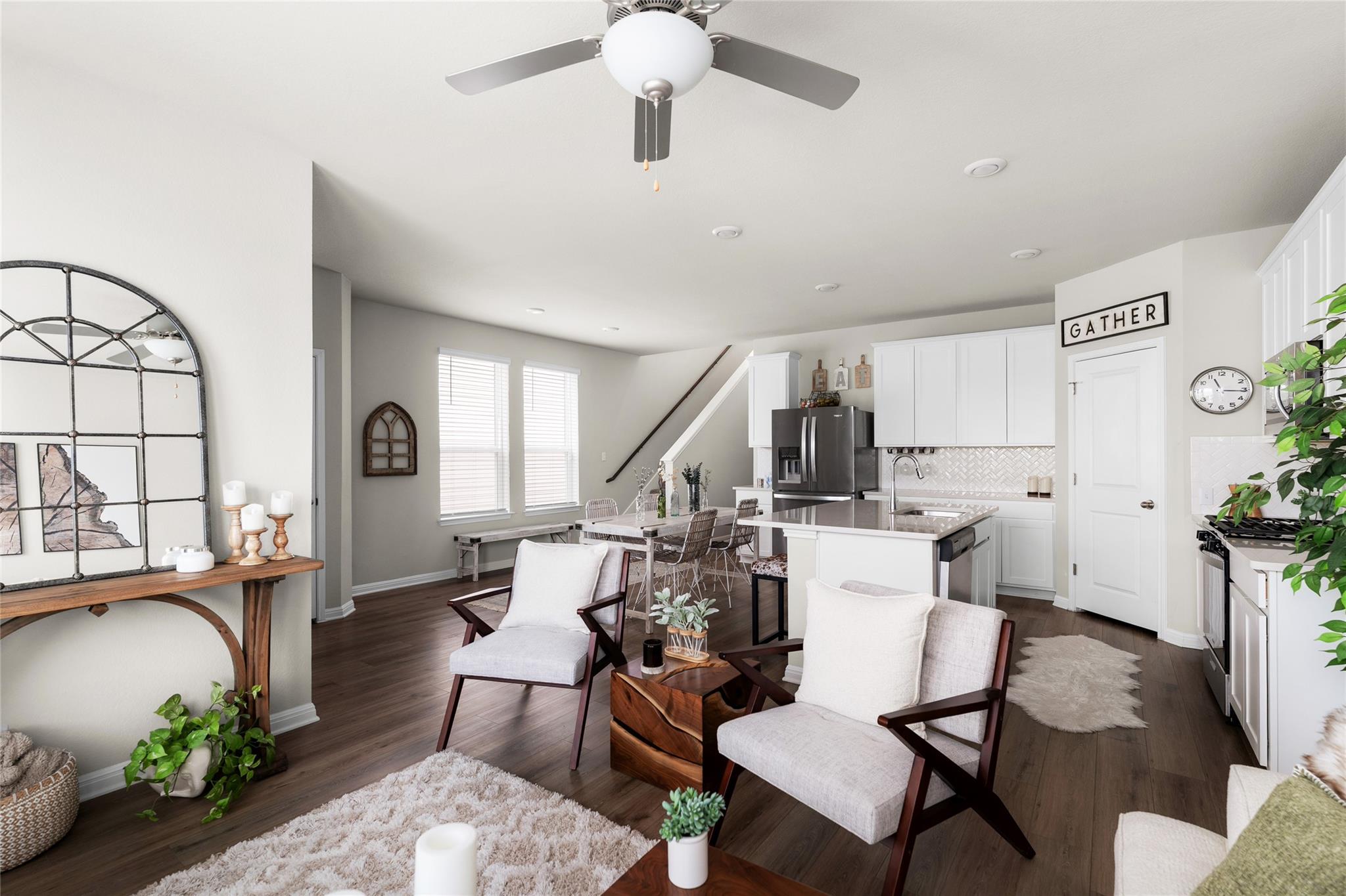 236 Lost Mine Peak Ln, Dripping Springs, TX 78620